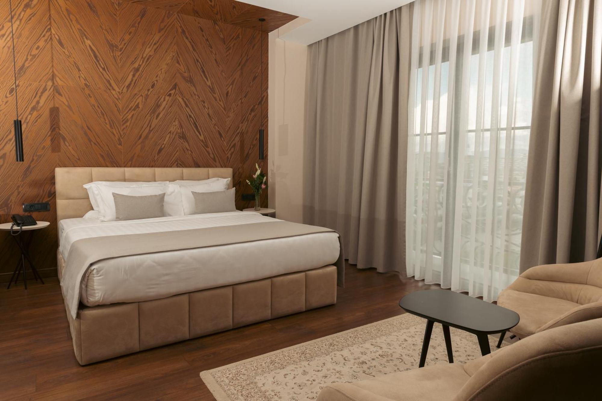 Venus Hotel Lipjan 외부 사진