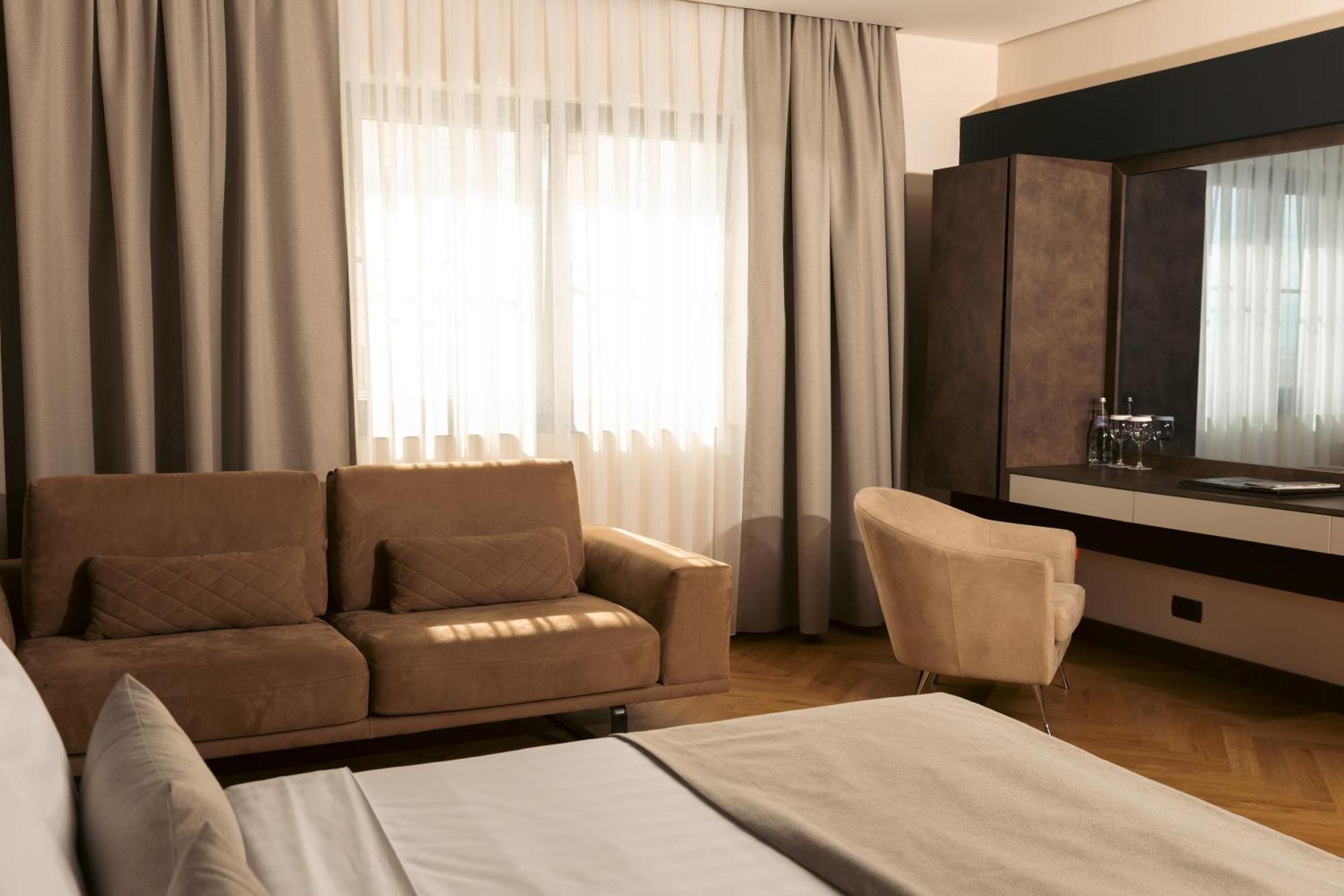 Venus Hotel Lipjan 외부 사진