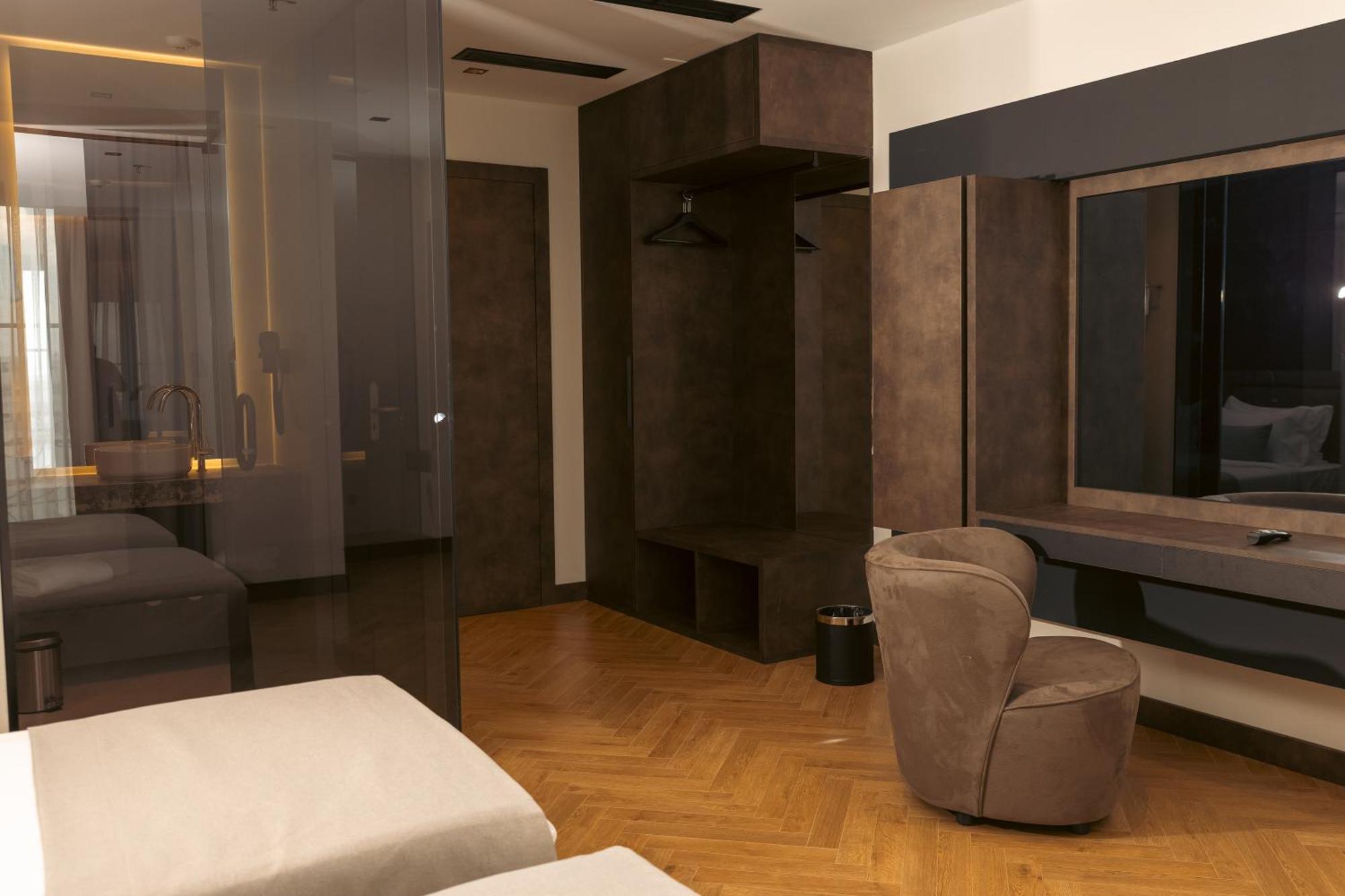 Venus Hotel Lipjan 외부 사진