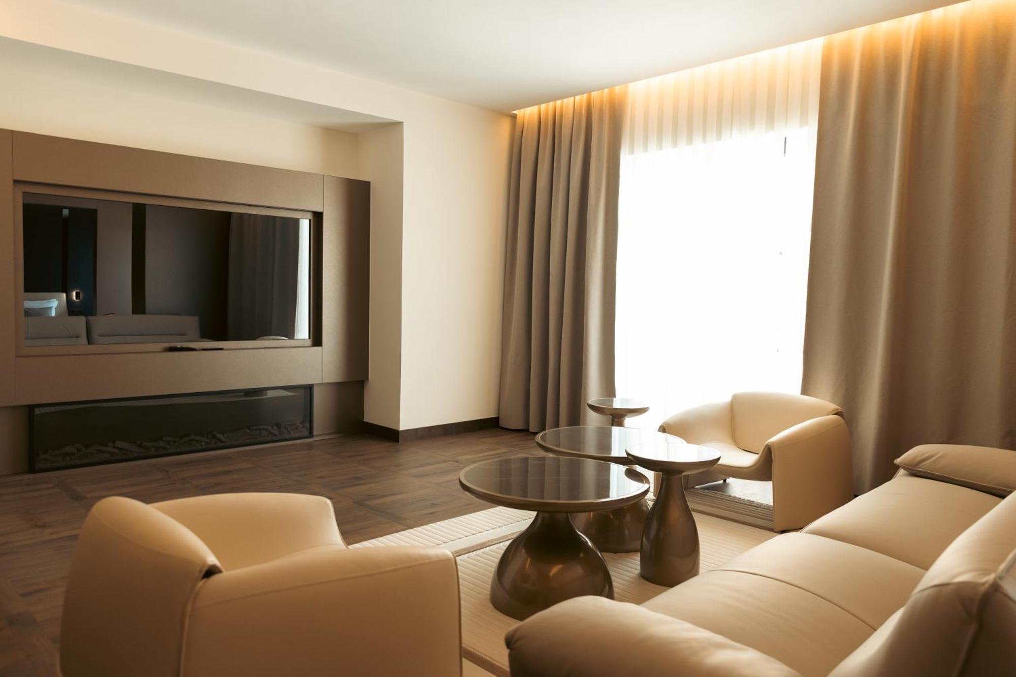 Venus Hotel Lipjan 외부 사진